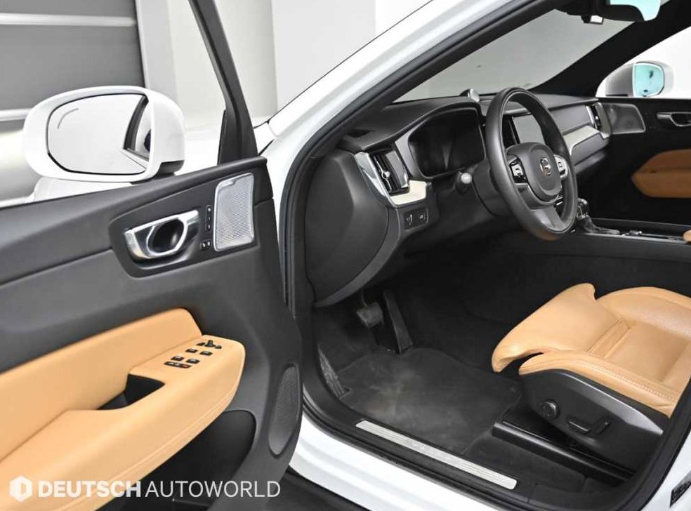 볼보 XC60 T6 AWD 인스크립션 사진 11