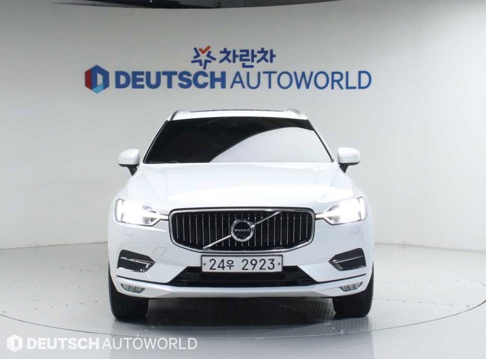 볼보 XC60 T6 AWD 인스크립션 사진 3