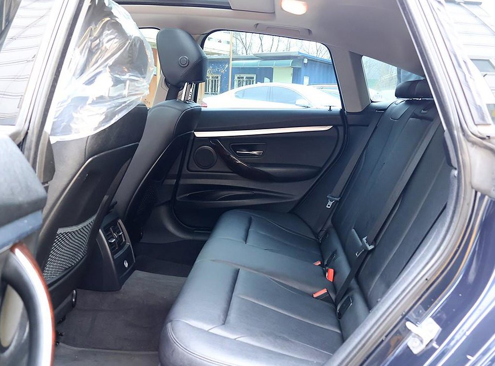 BMW 그란투리스모 GT 320D xDrive 사진 12
