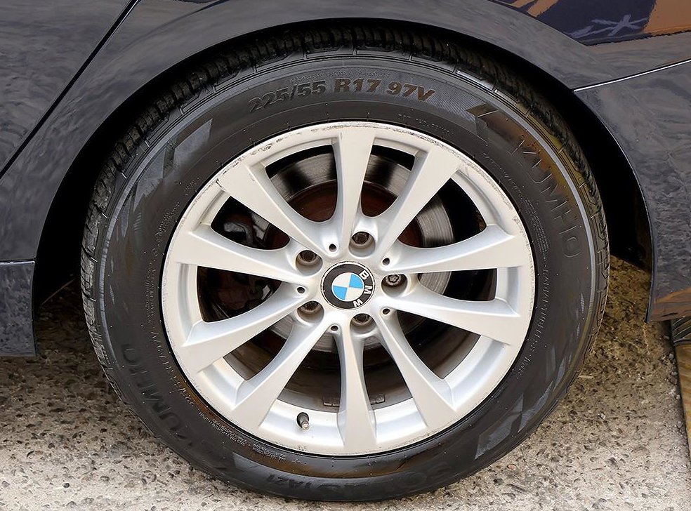 BMW 그란투리스모 GT 320D xDrive 사진 19