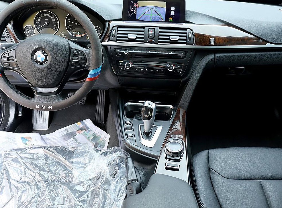 BMW 그란투리스모 GT 320D xDrive 사진 5