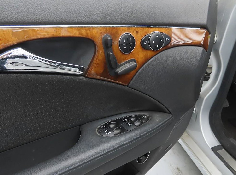 벤츠 E 클래스 E350 4MATIC 사진 13