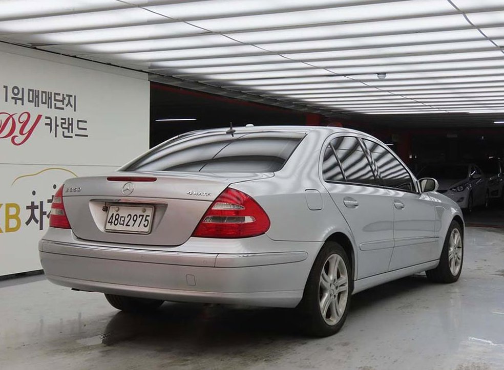 벤츠 E 클래스 E350 4MATIC 사진 4