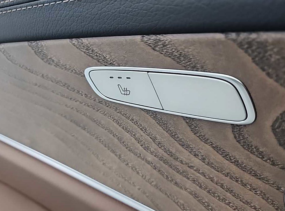 벤츠 E 클래스 E220d 4MATIC 익스클루시브 사진 14