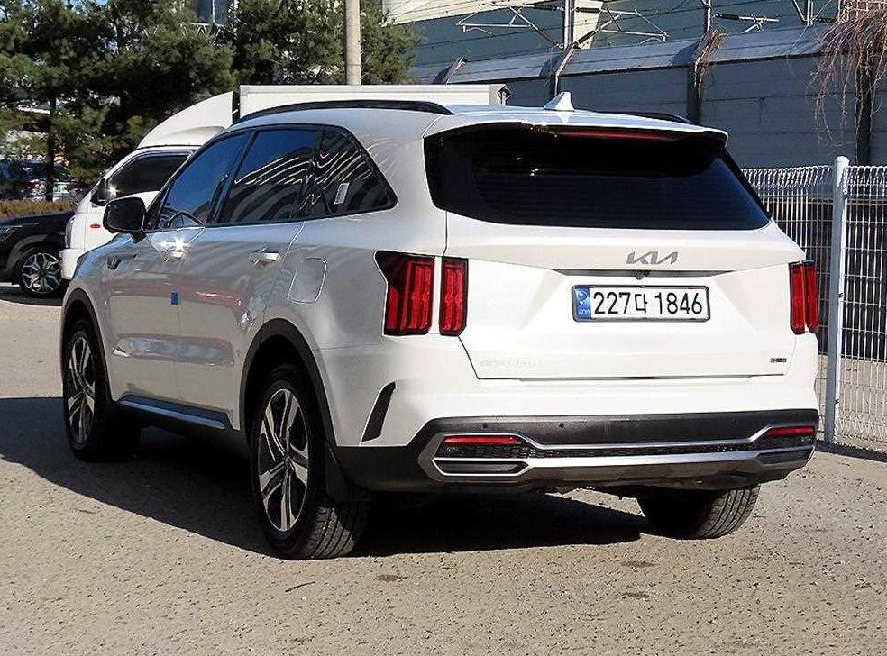 기아 쏘렌토 HEV 1.6 2WD 그래비티 사진 3