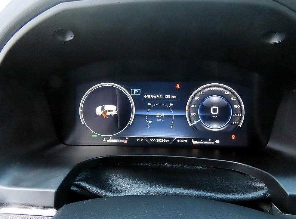 KG모빌리티(쌍용)  렉스턴 디젤 2.2 4WD 시그니처 사진 9