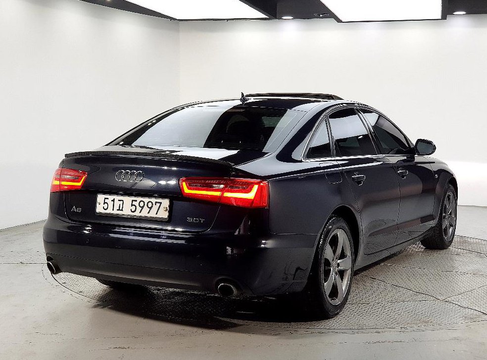 아우디 A6 2.0 TFSI 사진 4