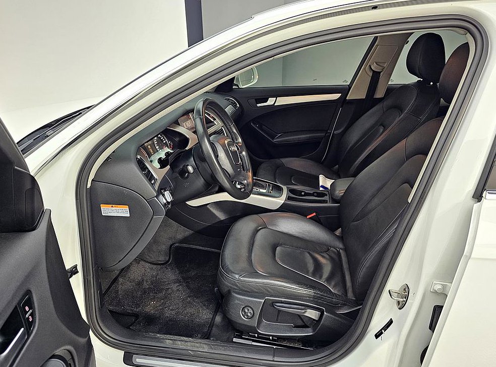 아우디 A4 2.0 TFSI 콰트로 사진 8