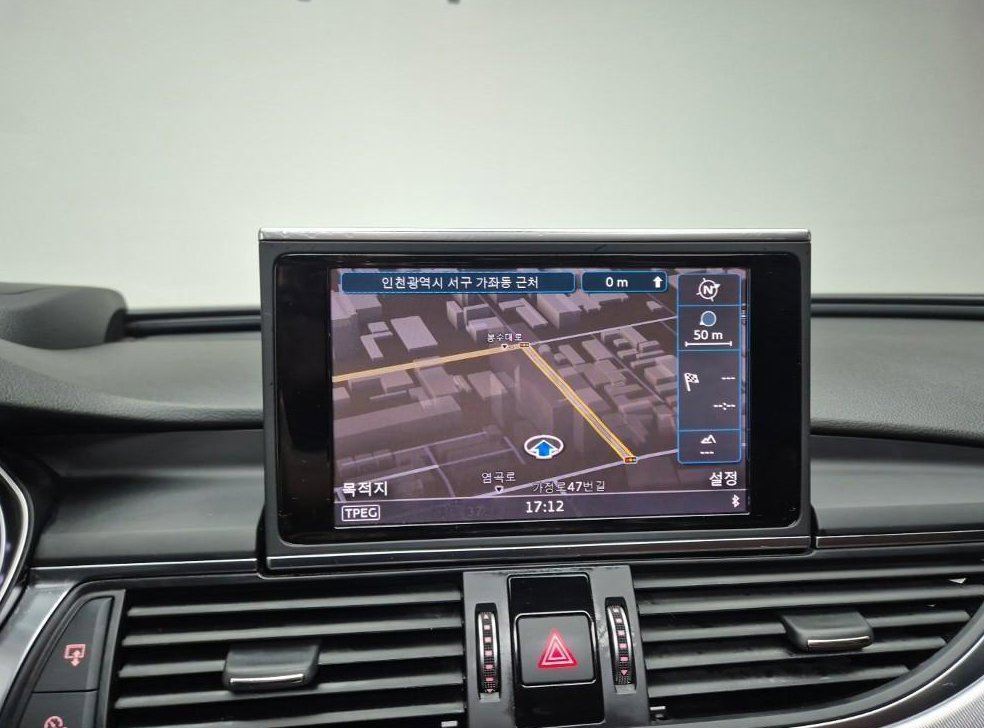아우디 A6 40 TFSI 사진 14