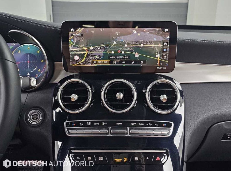 벤츠 GLC 클래스 GLC 220 d 4MATIC 사진 14