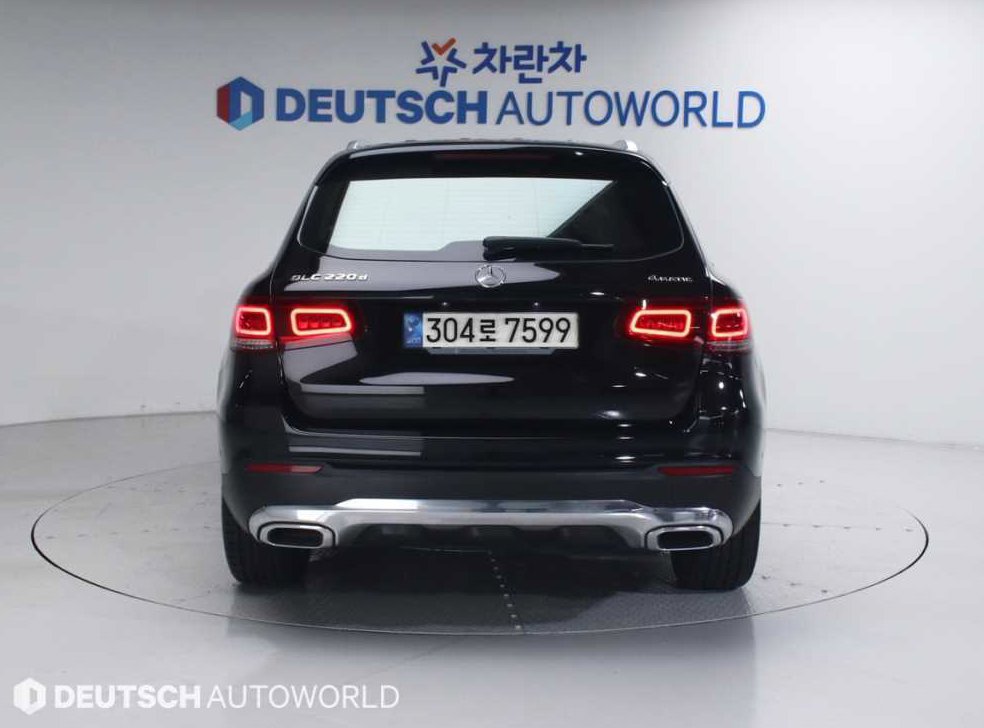 벤츠 GLC 클래스 GLC 220 d 4MATIC 사진 4