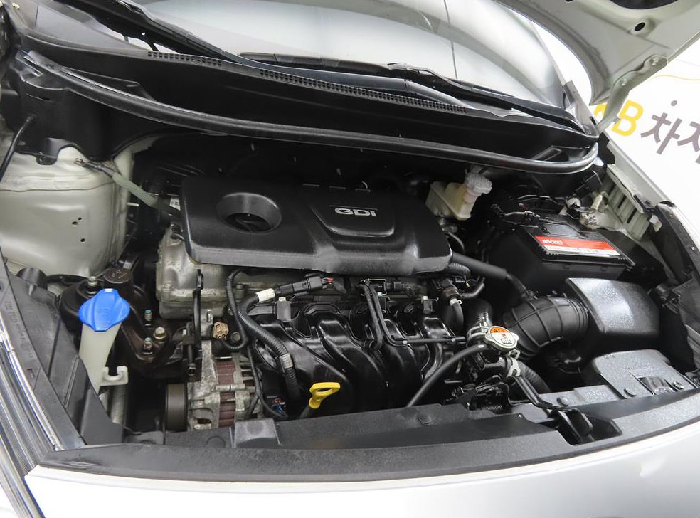 기아 프라이드 4DR 1.6 GDI 럭셔리 사진 19