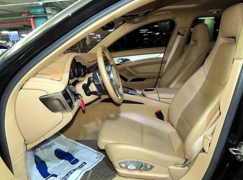 포르쉐 파나메라 3.6 AWD 사진 6