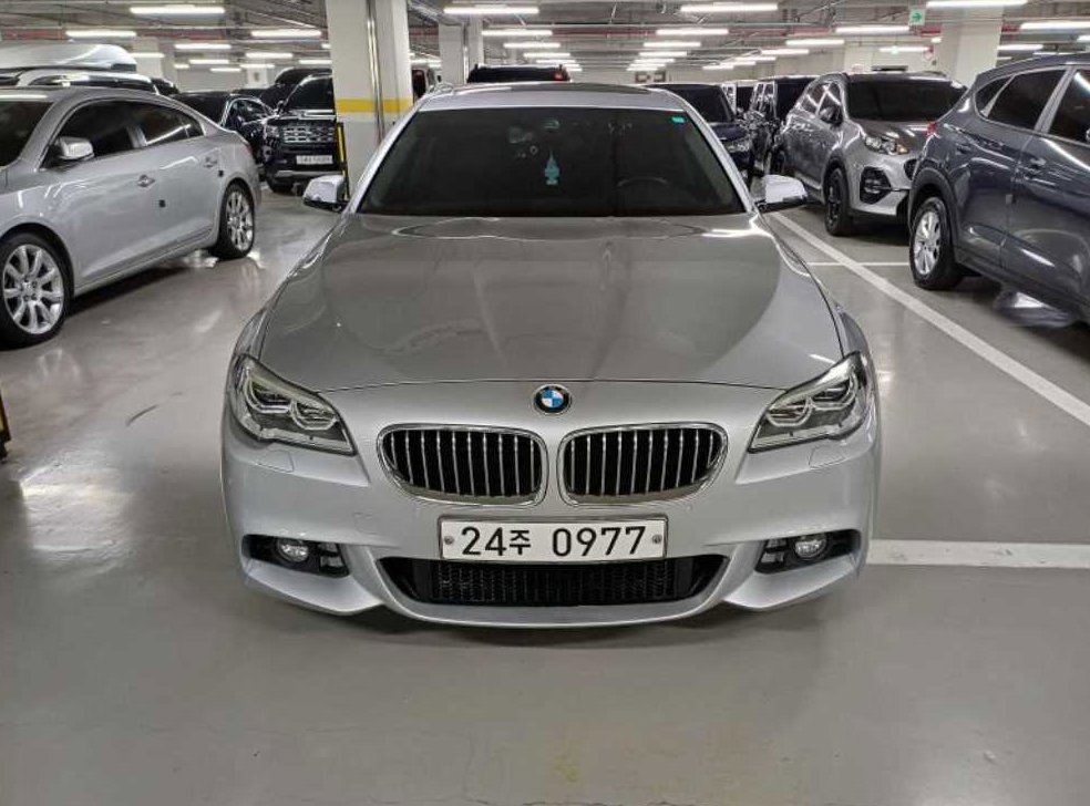 BMW 5시리즈 520d xDrive M 에어로다이나믹