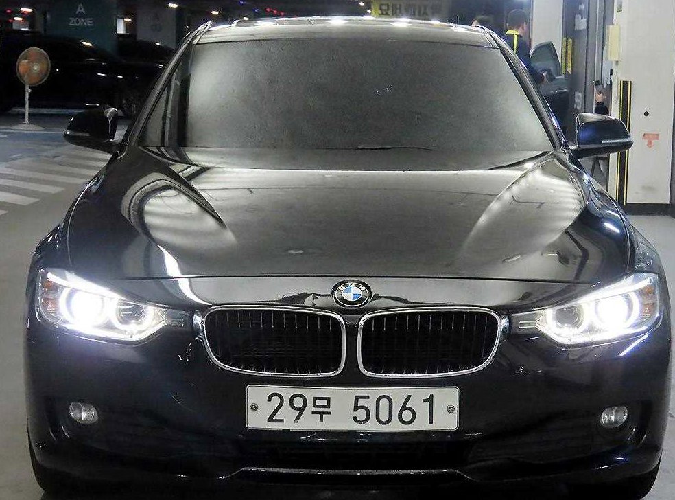 BMW 3시리즈 320d 사진 2