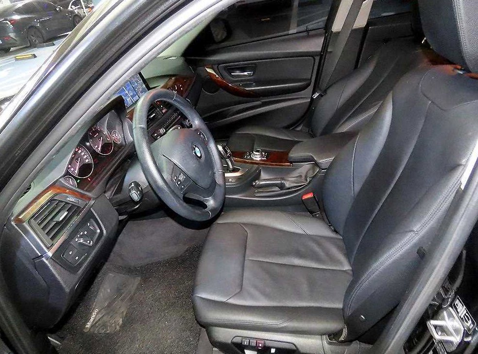 BMW 3시리즈 320d 사진 6