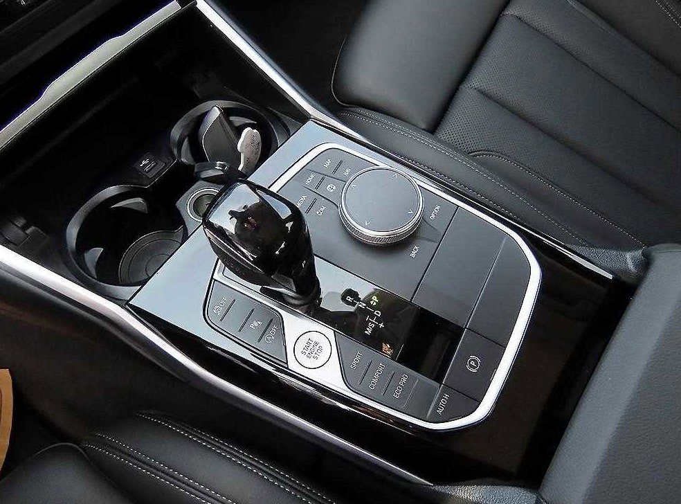 BMW 3시리즈 320i 사진 10