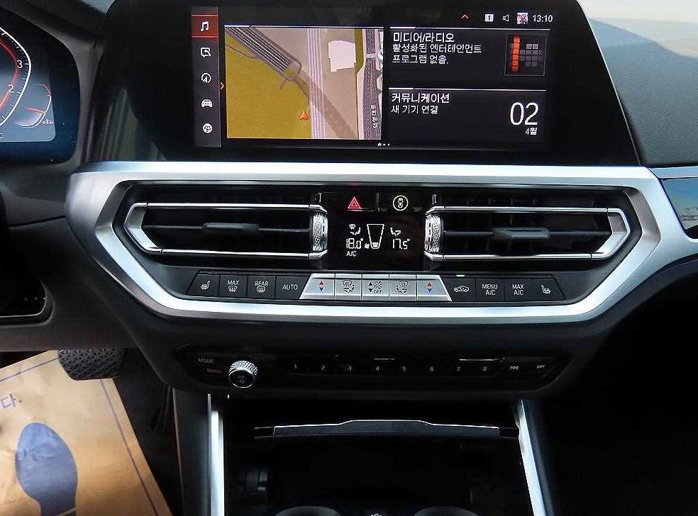 BMW 3시리즈 320i 사진 13
