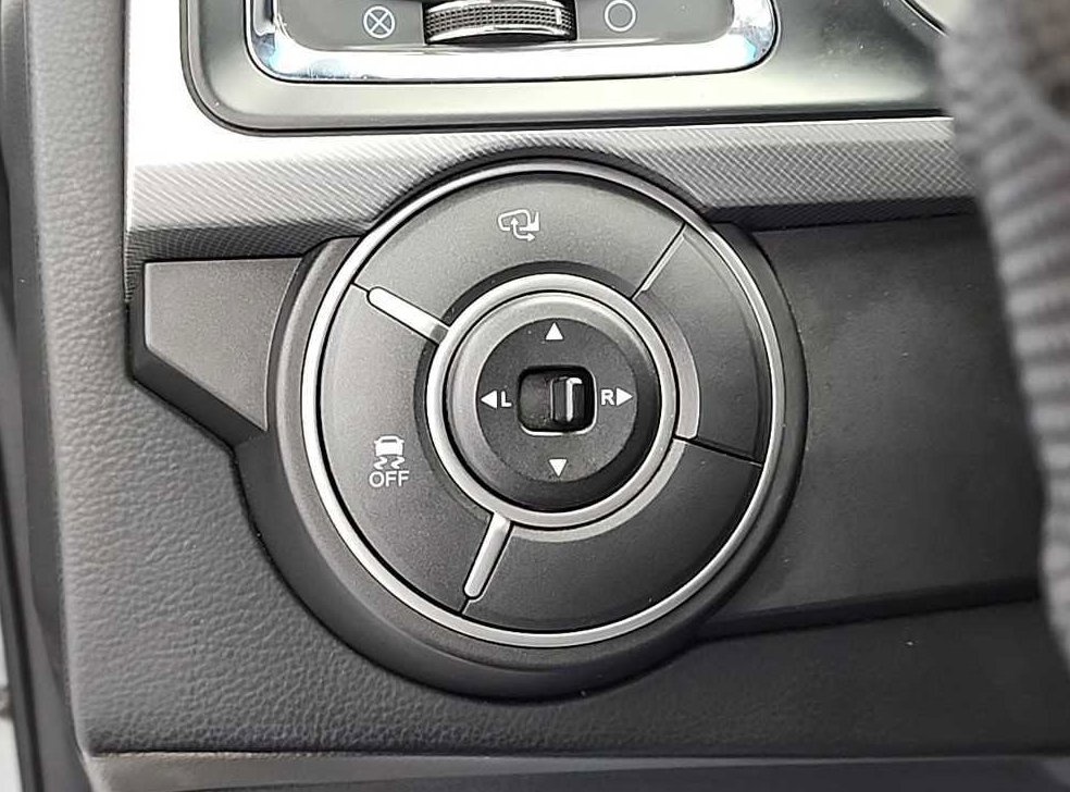 KG모빌리티(쌍용)  코란도 CX7(4WD) 사진 16