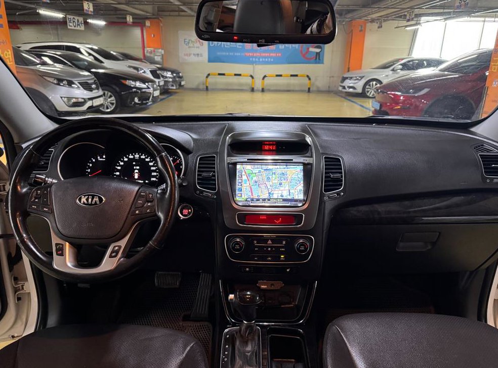 기아 쏘렌토 2WD 2.0 TLX 사진 8