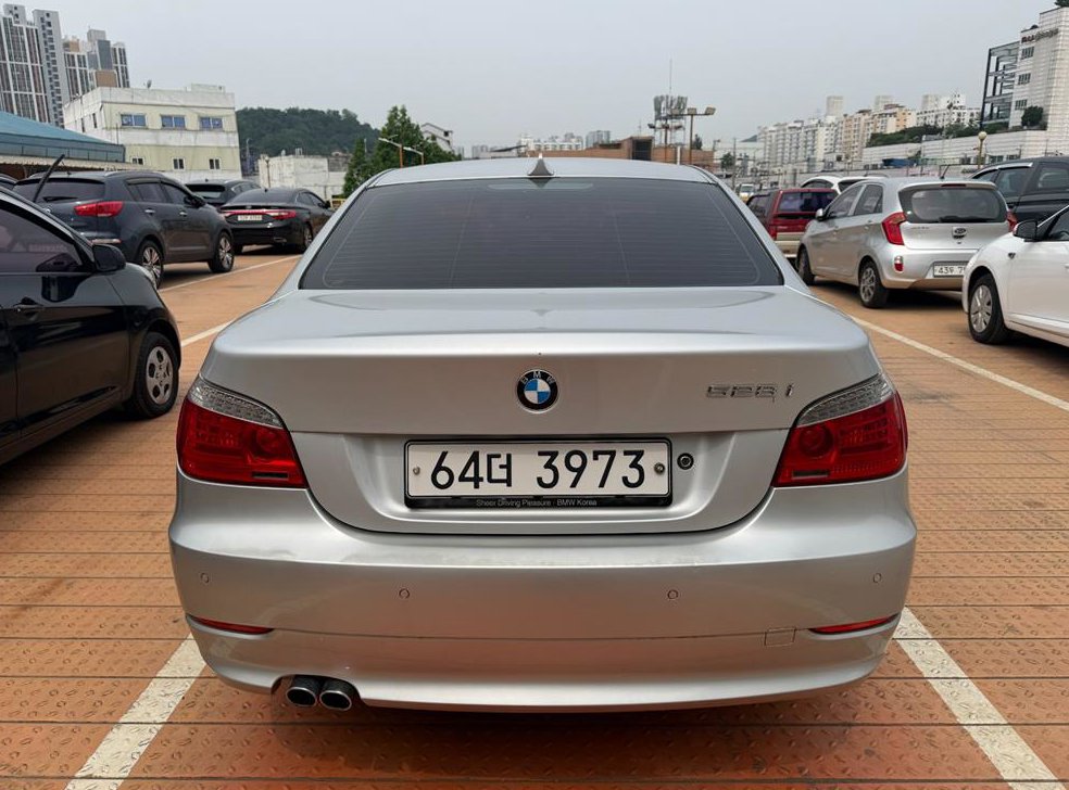 BMW 5시리즈 528i 사진 4