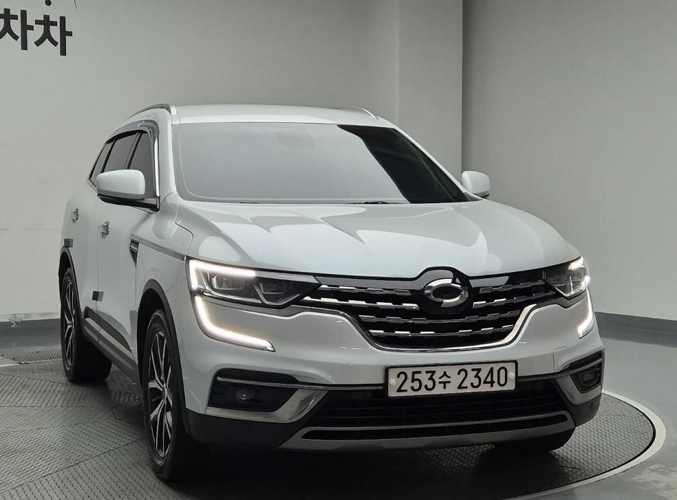 르노코리아(삼성) QM6 2.0 LPe RE 시그니처 2WD 사진 4