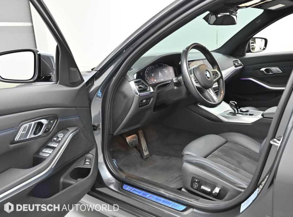 BMW 3시리즈 320d xDrive M 스포츠 사진 11