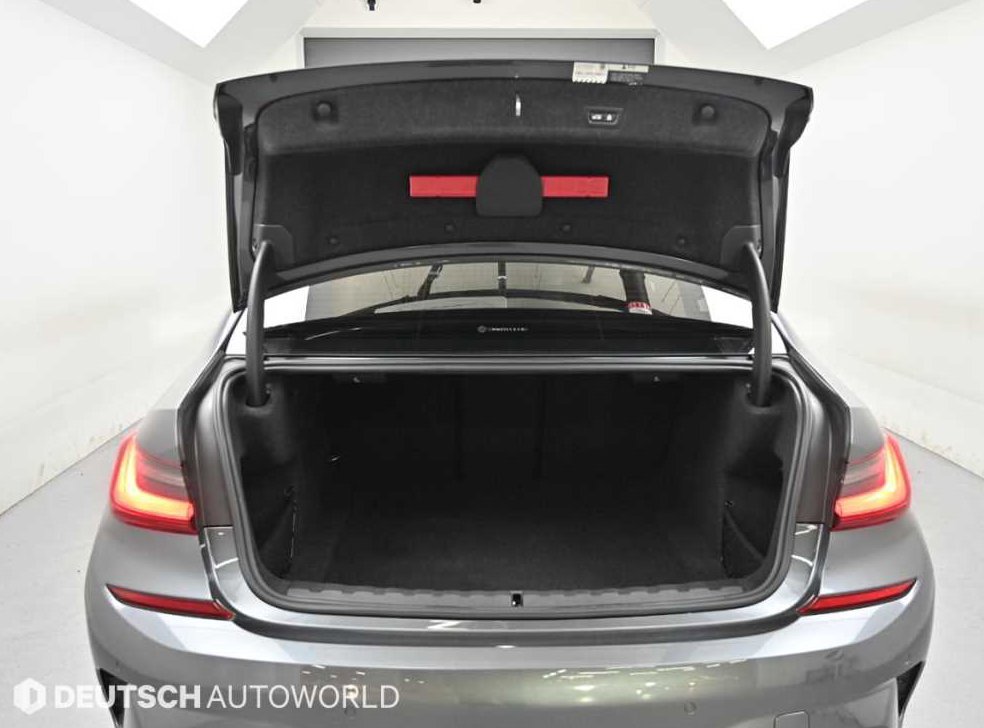 BMW 3시리즈 320d xDrive M 스포츠 사진 19