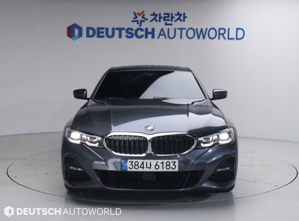 BMW 3시리즈 320d xDrive M 스포츠 사진 3