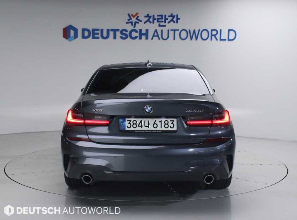 BMW 3시리즈 320d xDrive M 스포츠 사진 4