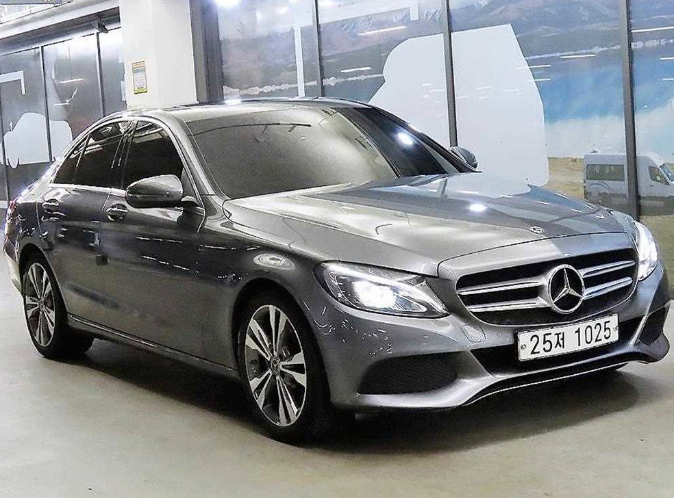 벤츠 C 클래스 C220 d 아방가르드