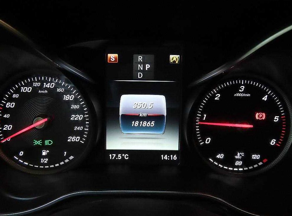 벤츠 C 클래스 C220 d 아방가르드 사진 9