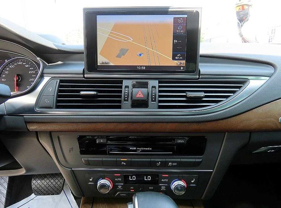 아우디 A7 3.0 TFSI 콰트로 다이나믹 사진 13