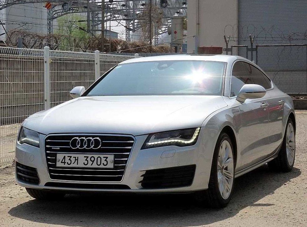 아우디 A7 3.0 TFSI 콰트로 다이나믹 사진 2