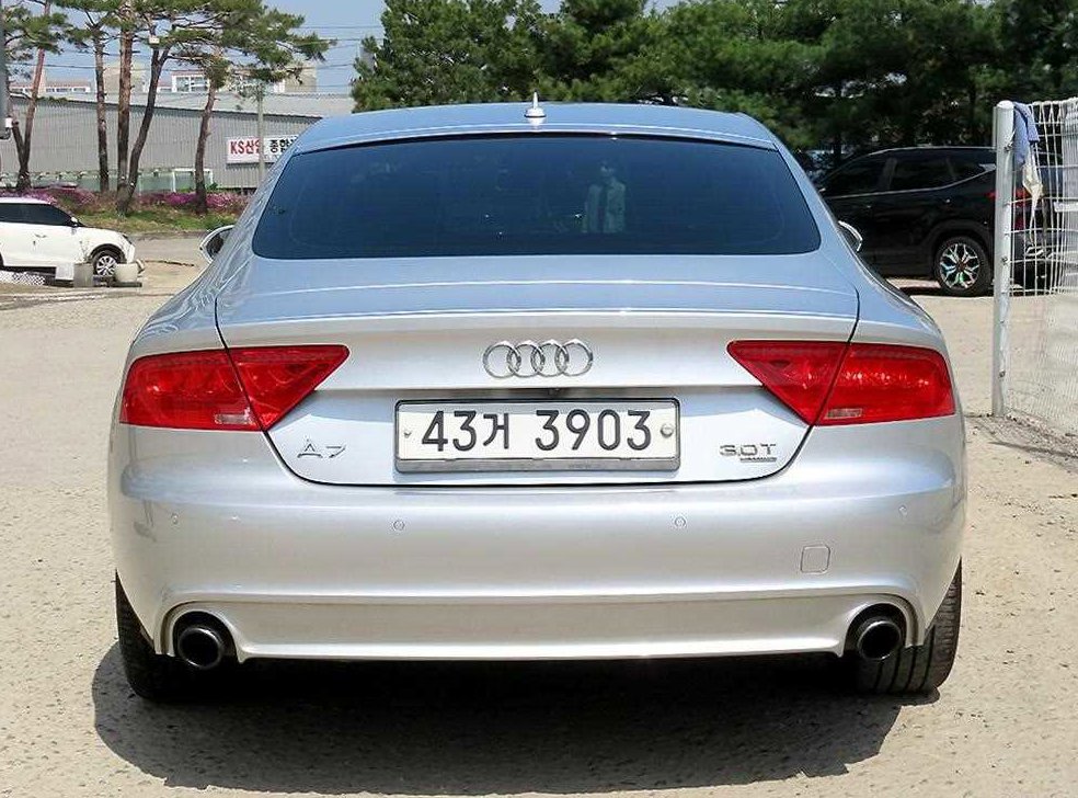 아우디 A7 3.0 TFSI 콰트로 다이나믹 사진 4