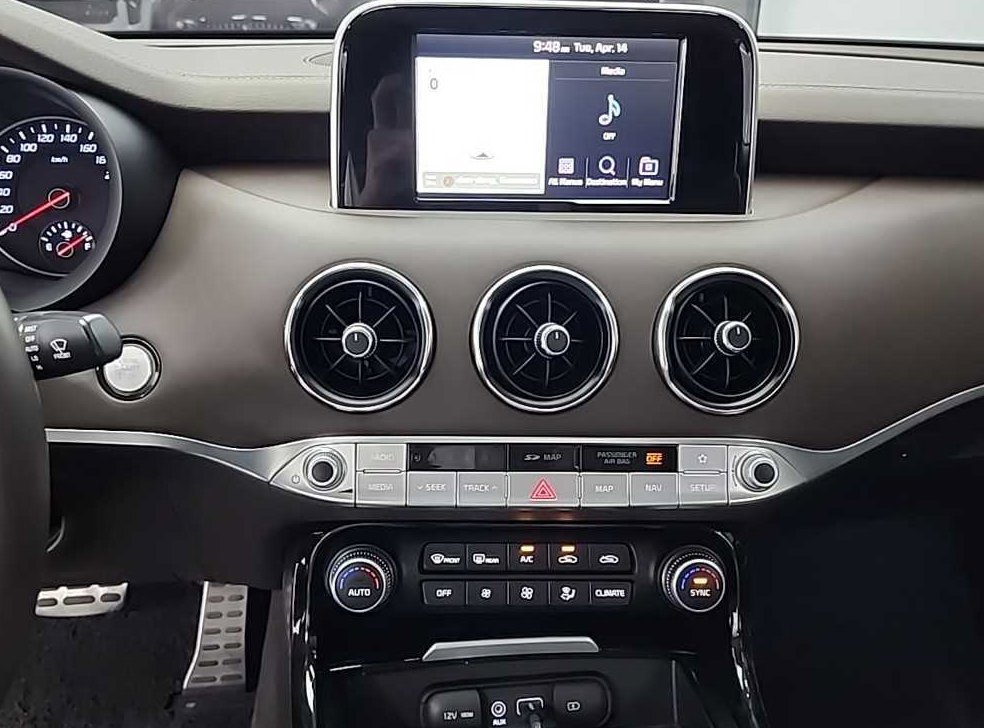 기아 스팅어 가솔린 2.0 터보 2WD 사진 10