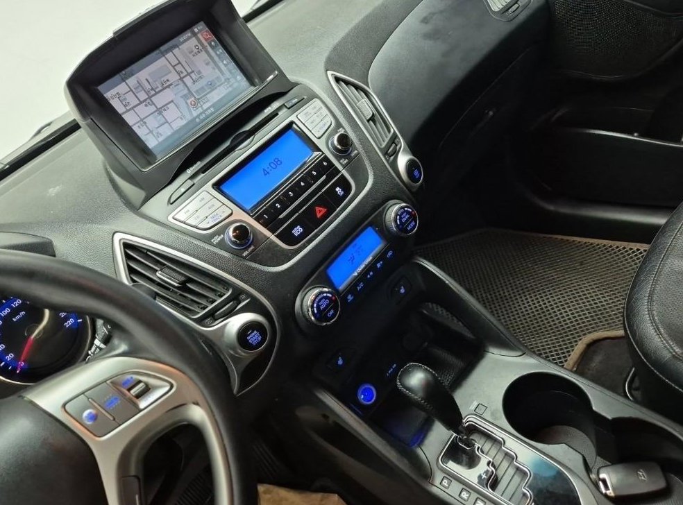 현대 투싼 2WD VGT LX20 사진 11