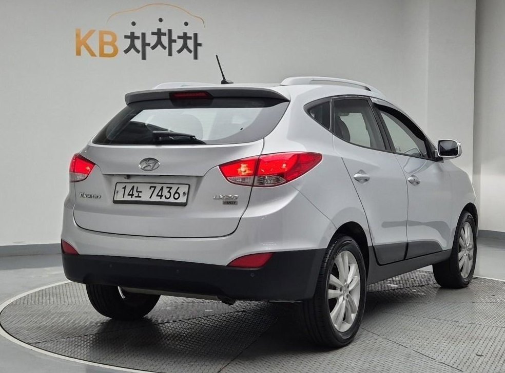현대 투싼 2WD VGT LX20 사진 4