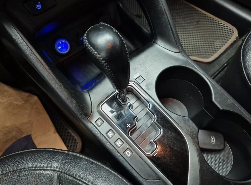 현대 투싼 2WD VGT LX20 사진 9