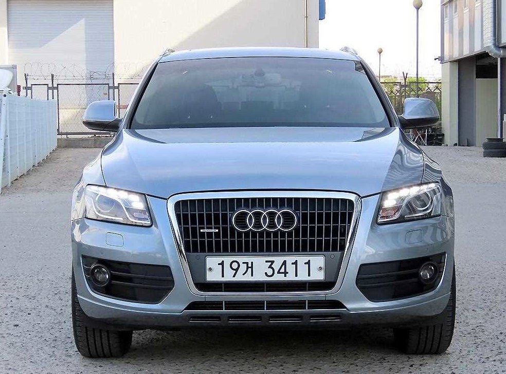 아우디 Q5 2.0 TDI 콰트로