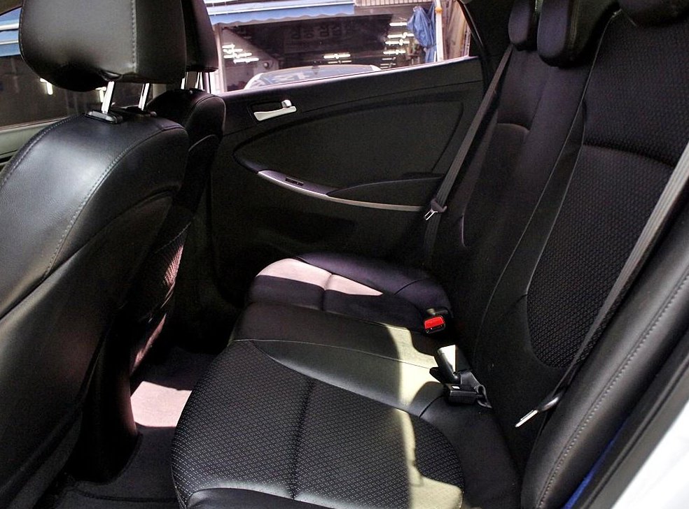 현대 엑센트 1.4VVT 모던 사진 6