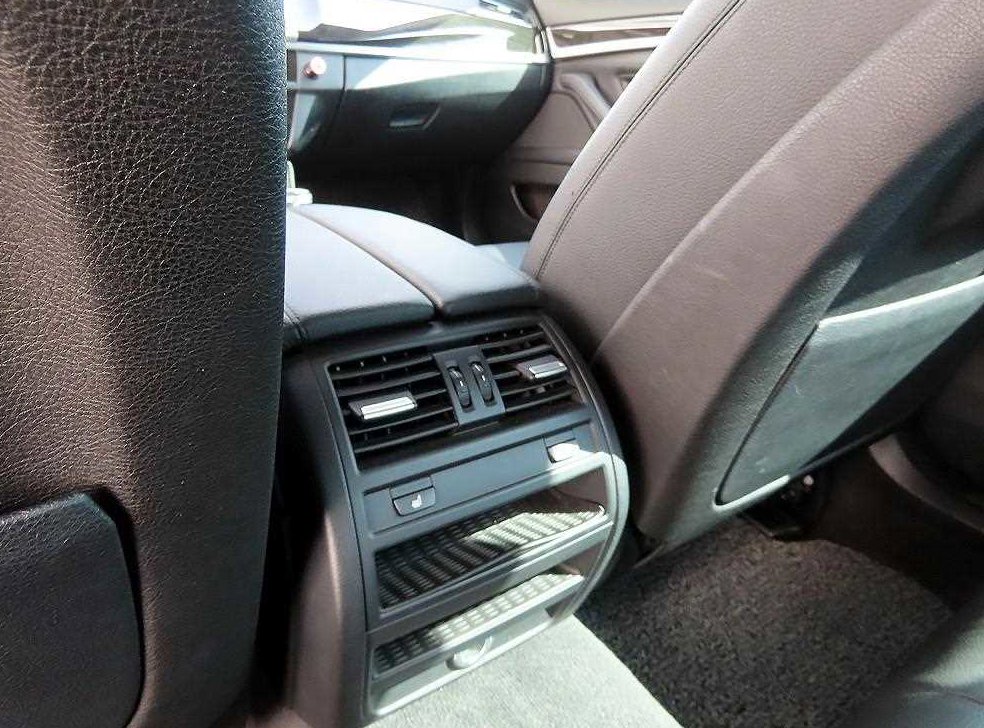 BMW 5시리즈 520d xDrive 사진 16