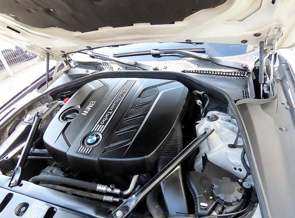 BMW 5시리즈 520d xDrive 사진 19