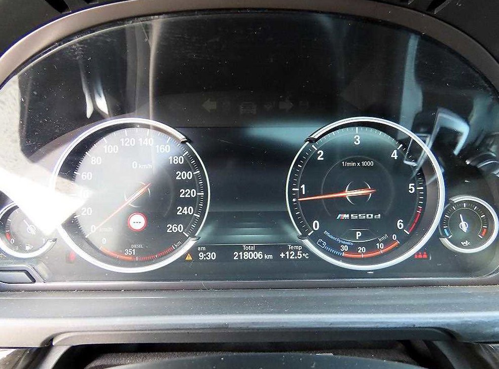 BMW 5시리즈 520d xDrive 사진 9