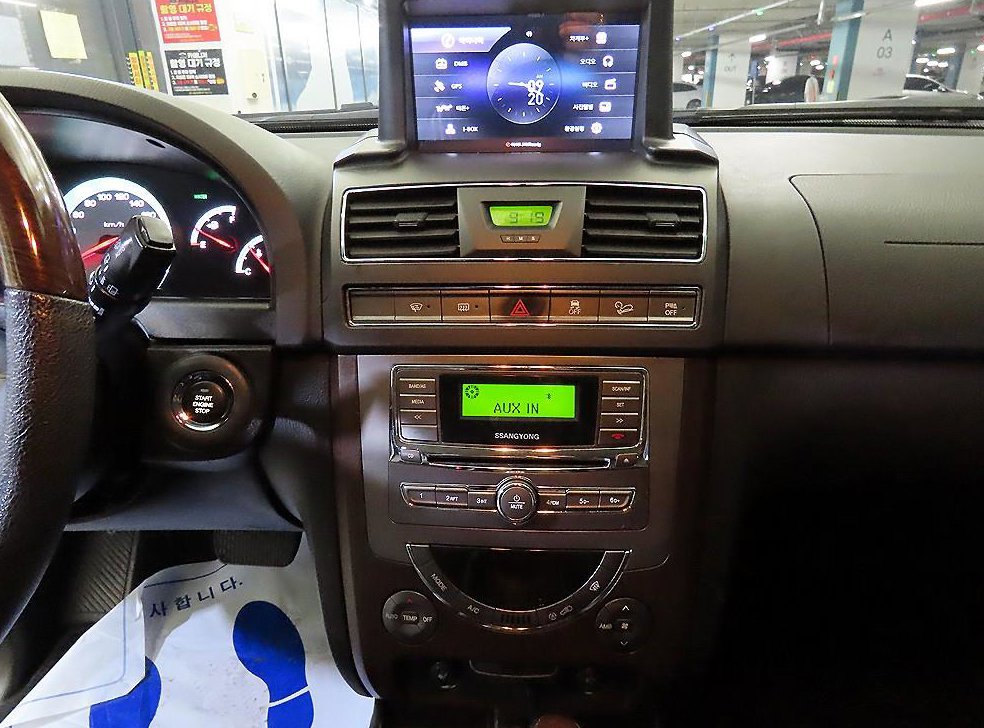 KG모빌리티(쌍용)  렉스턴 2.0  4WD RX7 사진 11