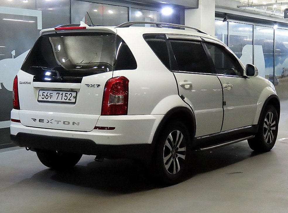 KG모빌리티(쌍용)  렉스턴 2.0  4WD RX7 사진 4