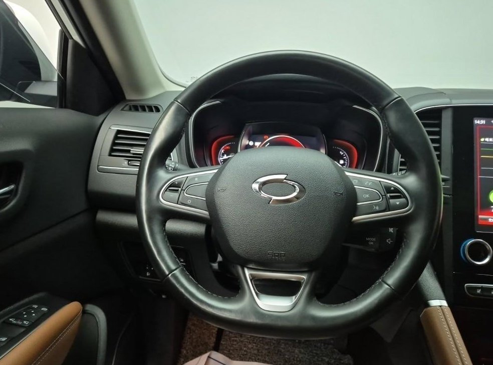 르노코리아(삼성) QM6 2.0 LPe RE 시그니처 2WD 사진 17
