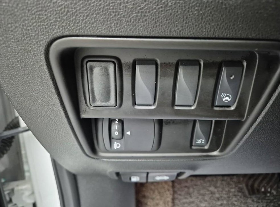 르노코리아(삼성) QM6 2.0 LPe RE 시그니처 2WD 사진 9