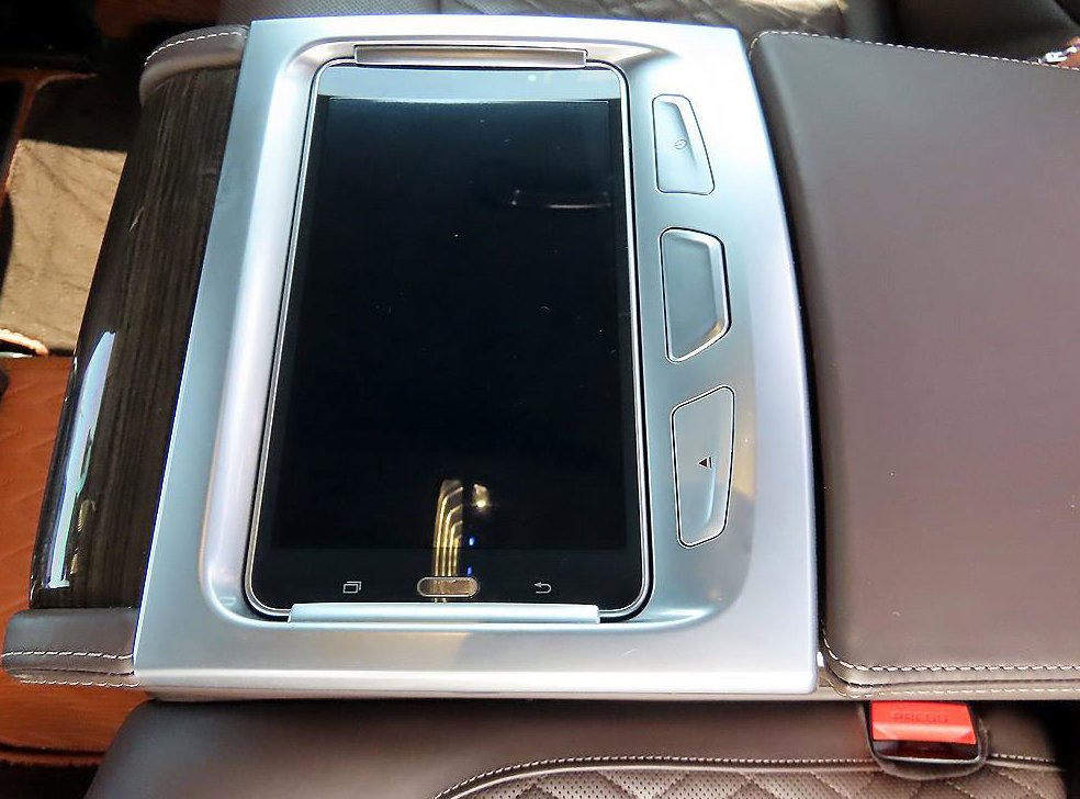 BMW 7시리즈 745e sDrive 디자인 퓨어 엑설런스 사진 15