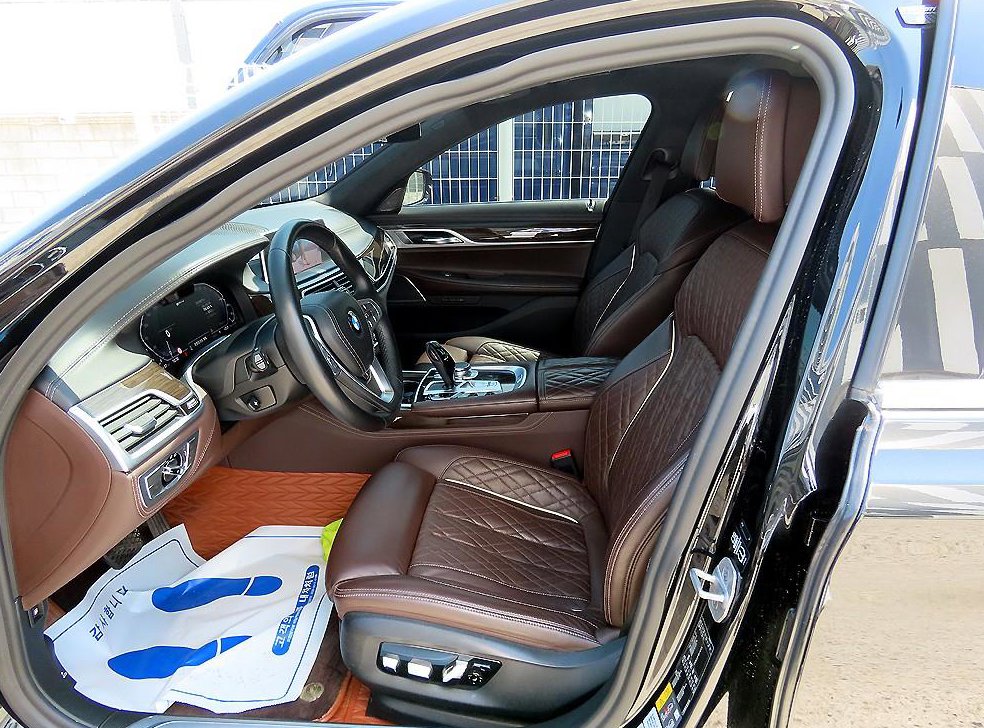BMW 7시리즈 745e sDrive 디자인 퓨어 엑설런스 사진 5